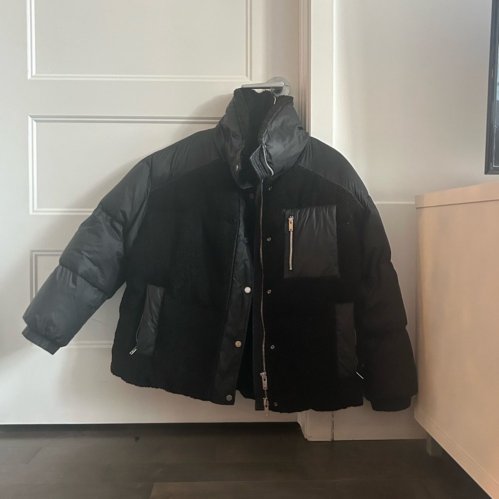 Moose Knuckles Sherpa Elmira puffer - Picture 5 of 10